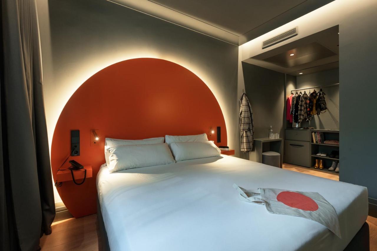 Chic & Basic Dot Hotel 3*