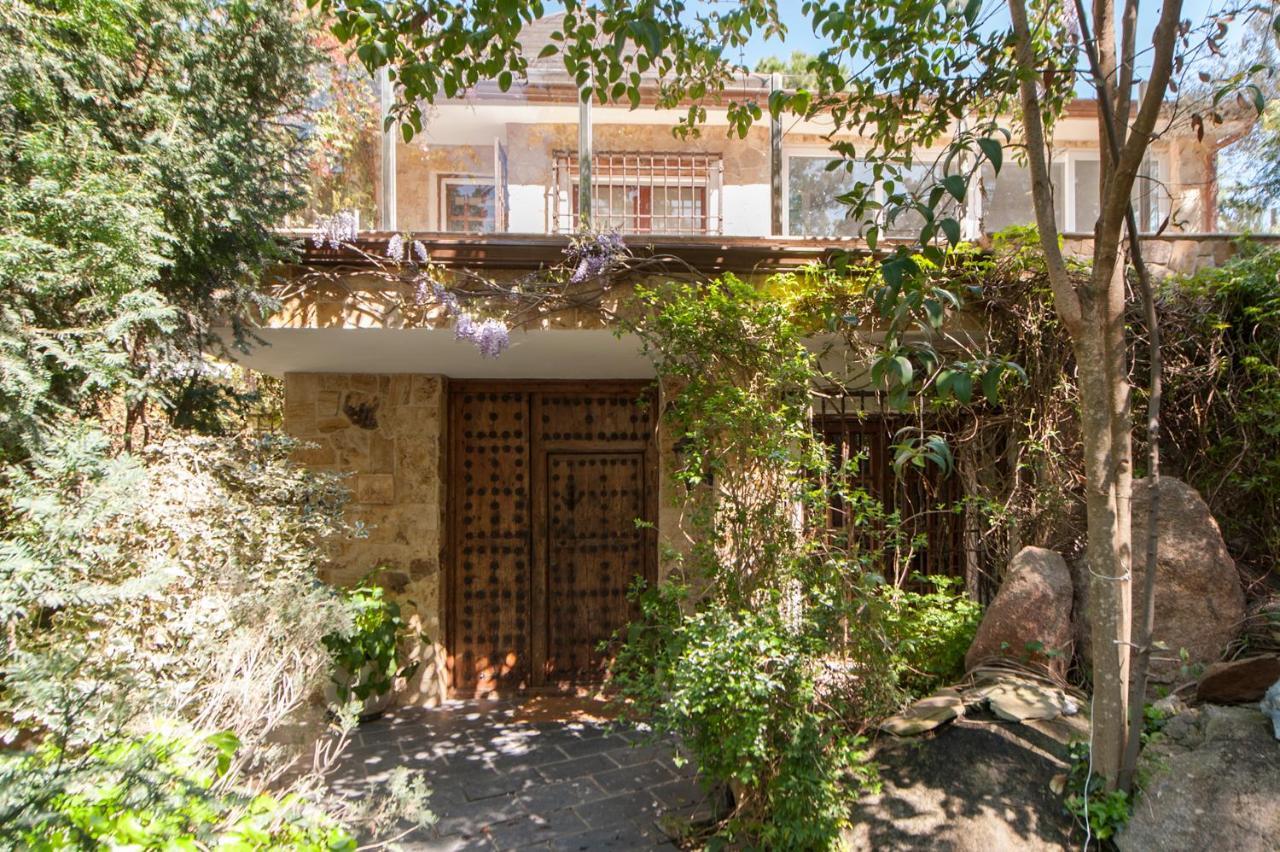 Villa 5-suite Luxury In With Indoor Pool And Oasis