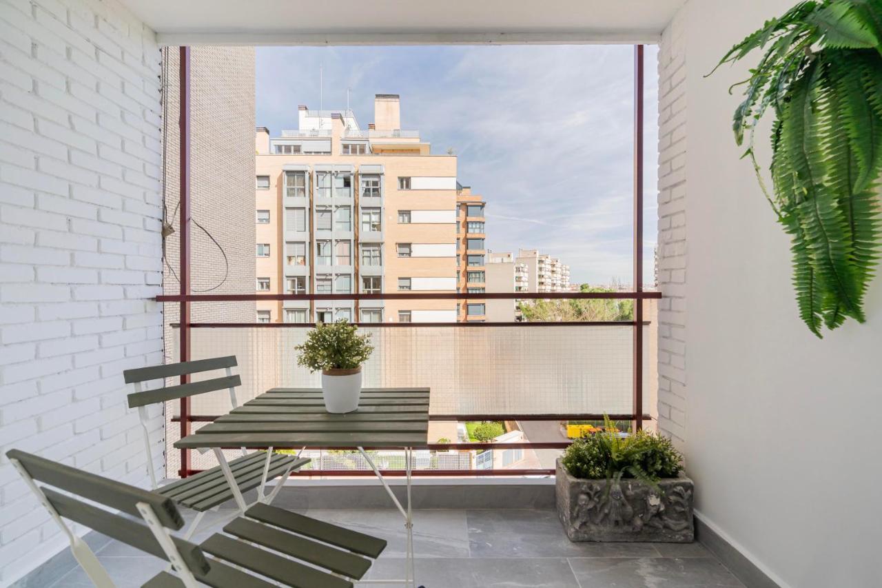 Apartamento For Moderno Temporal Cerca Zoo Y Del Parque De Atracciones Ceb76