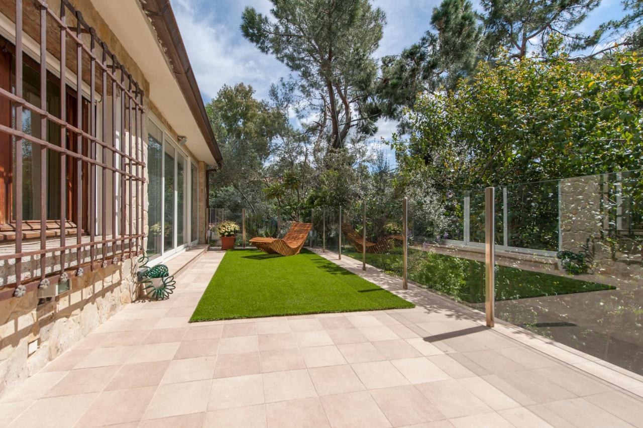 5-suite Luxury In With Indoor Pool And Oasis Villa