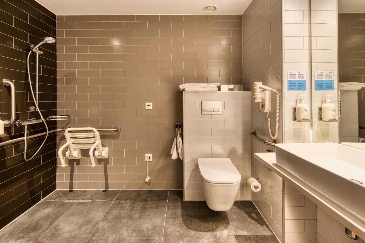 Hotel Express - - Airport By Ihg Madrid