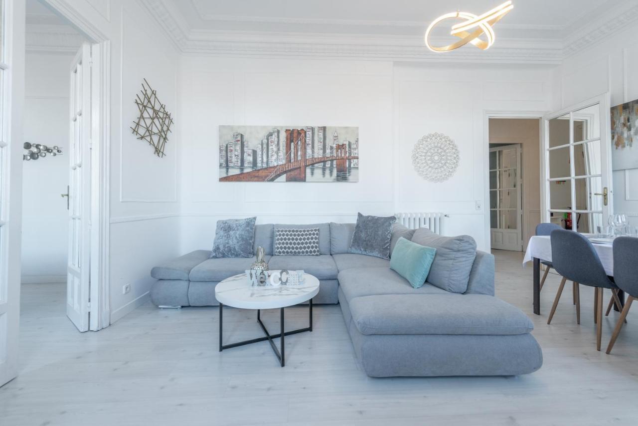 Penthouse Deluxe Granvia, By Monaro