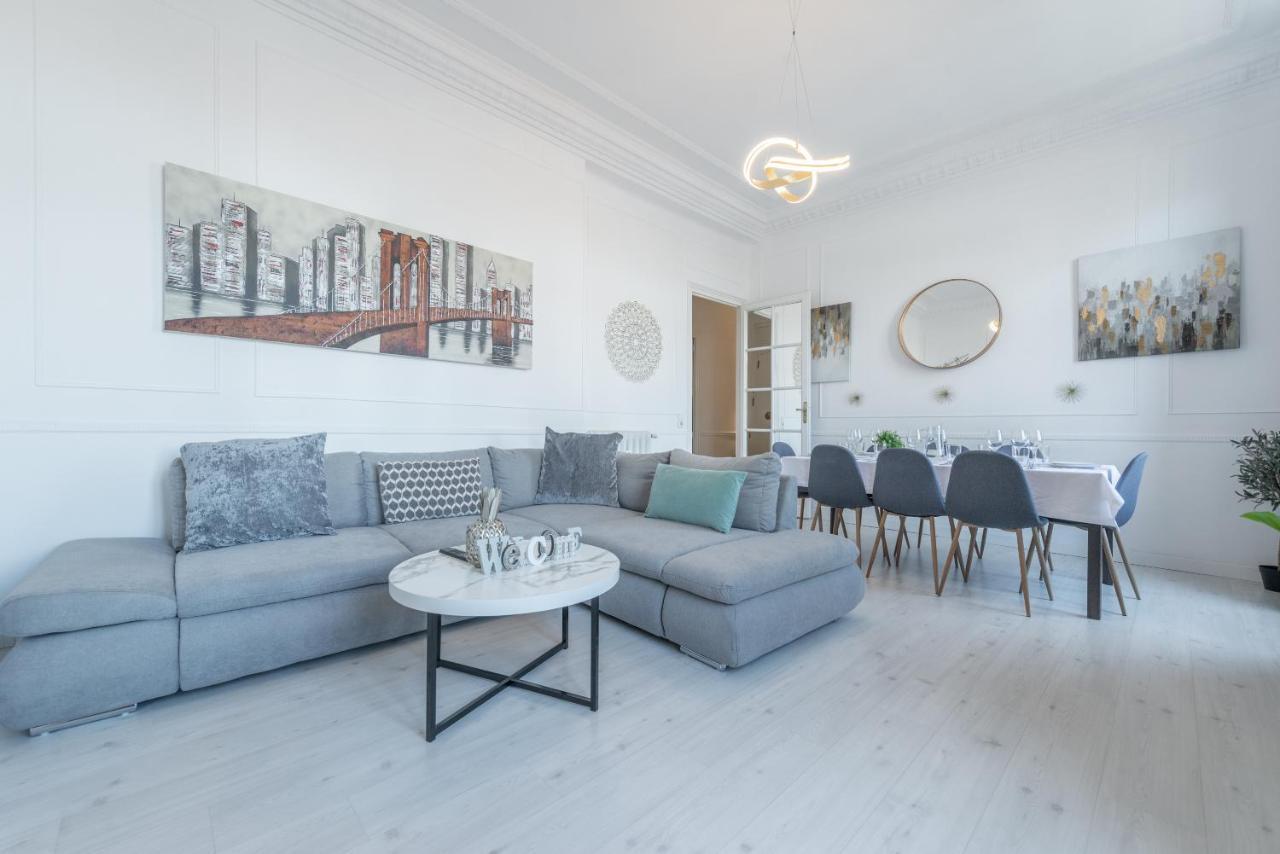 Penthouse Deluxe Granvia, By Monaro Madrid