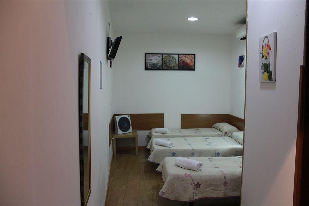 Pensión Casa Lemus *