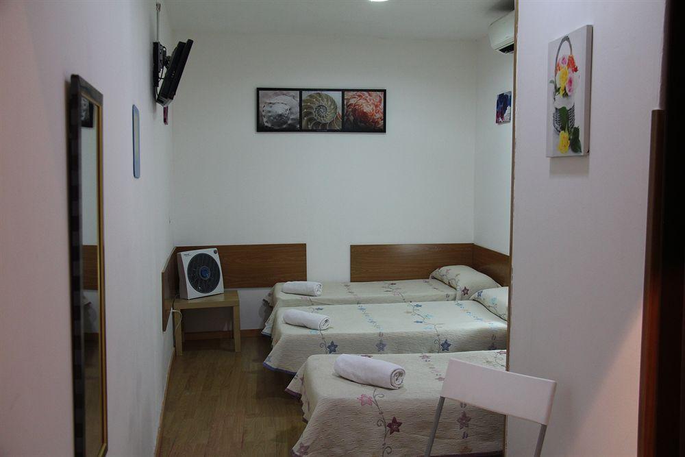 Casa Lemus Pensión Madrid