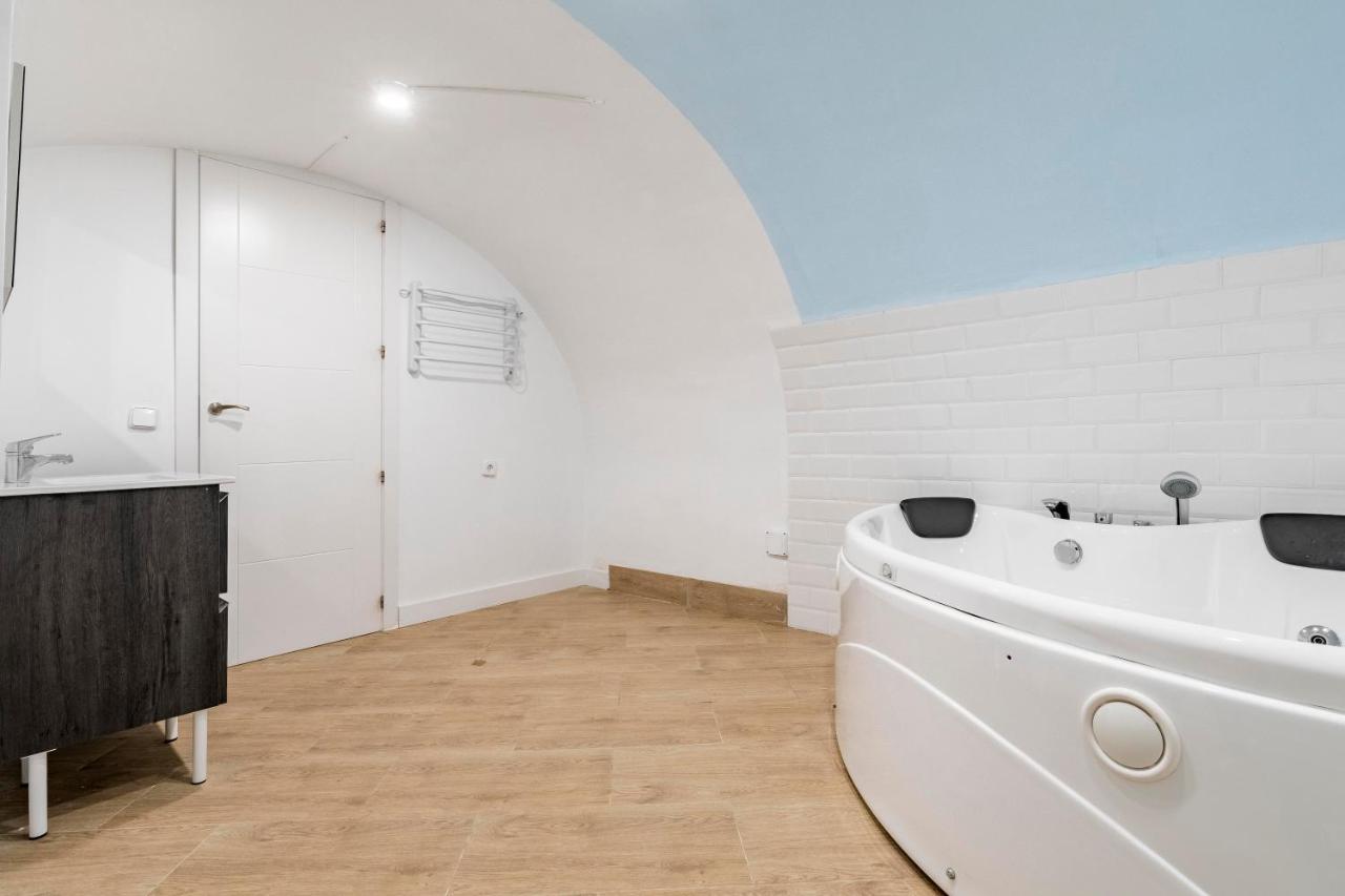Apartamento El Triangulo Del Arte - Jacuzzi Madrid
