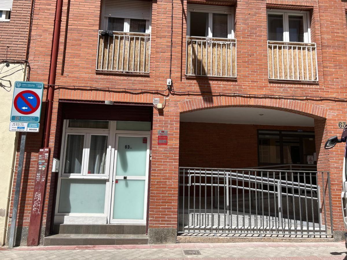 Bonito Apto Cinco Torres Plaza Castilla Apartamento Madrid