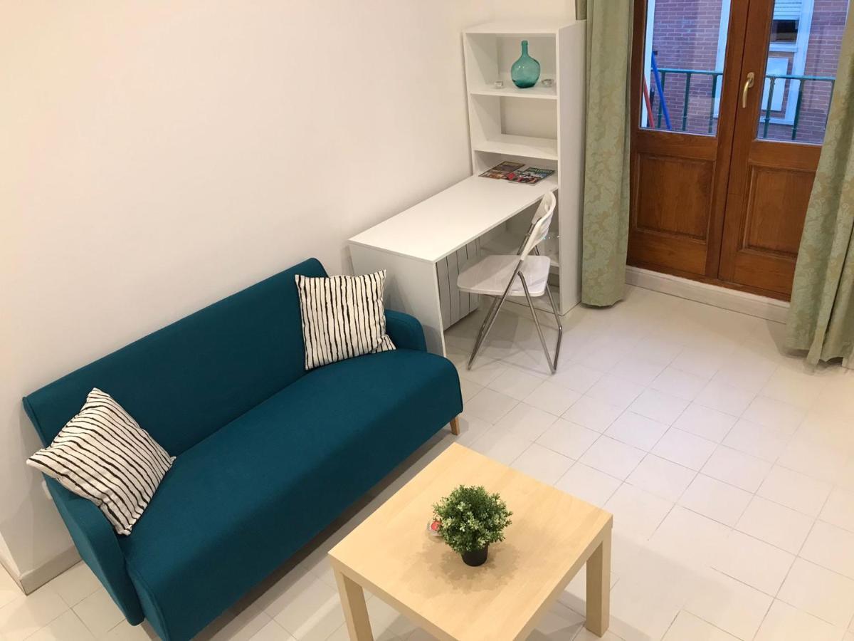 Un Genial Estudio En El Barrio Cortes Apartamento *