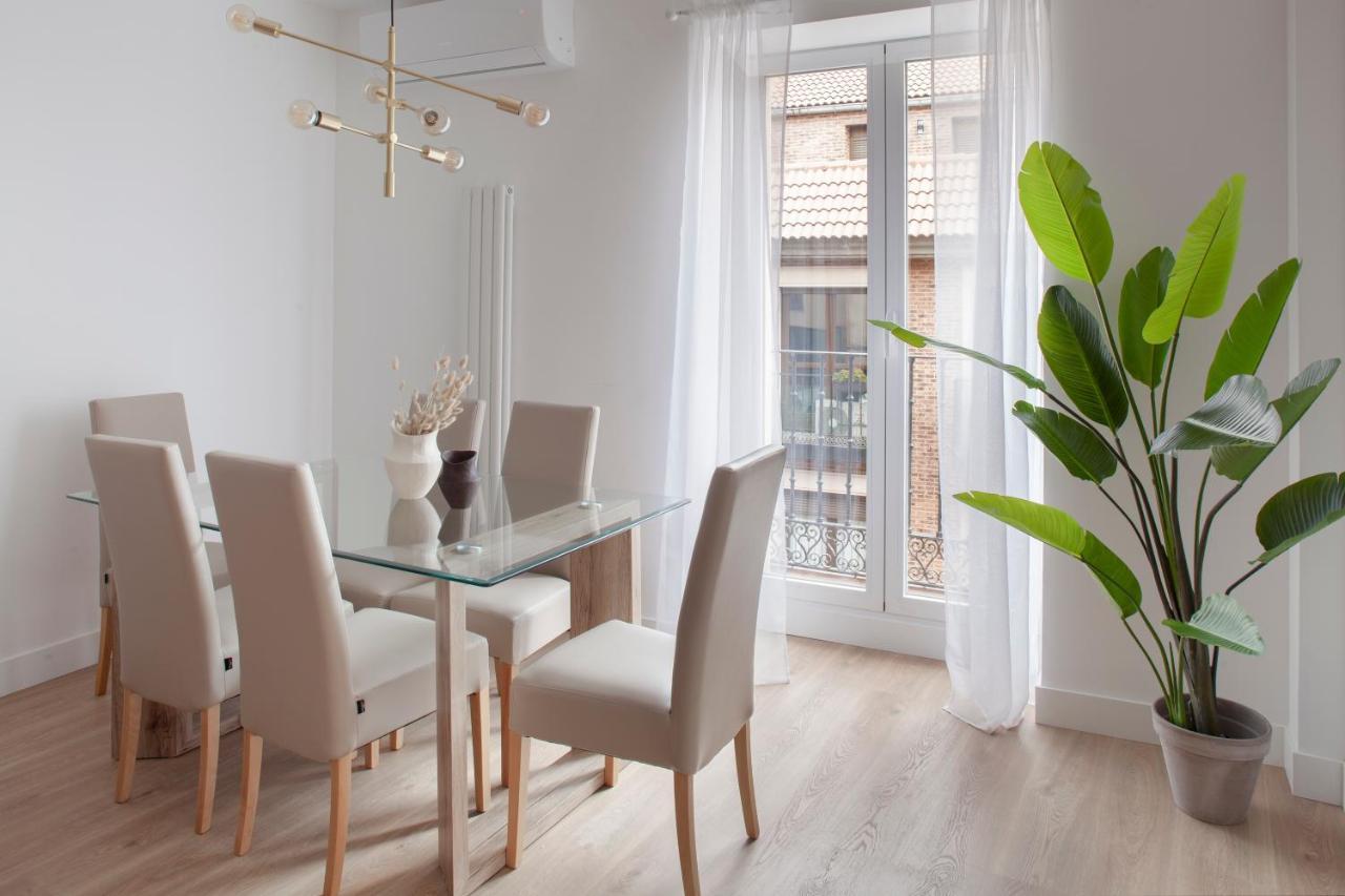Plaza Espana Iii Calle Leganitos 2br 2bh Apartamento *
