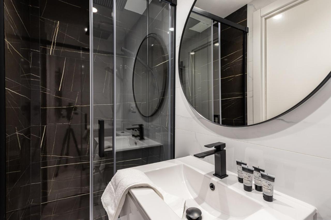 Apartamento Waou Essence Ii Anton Martin Madrid