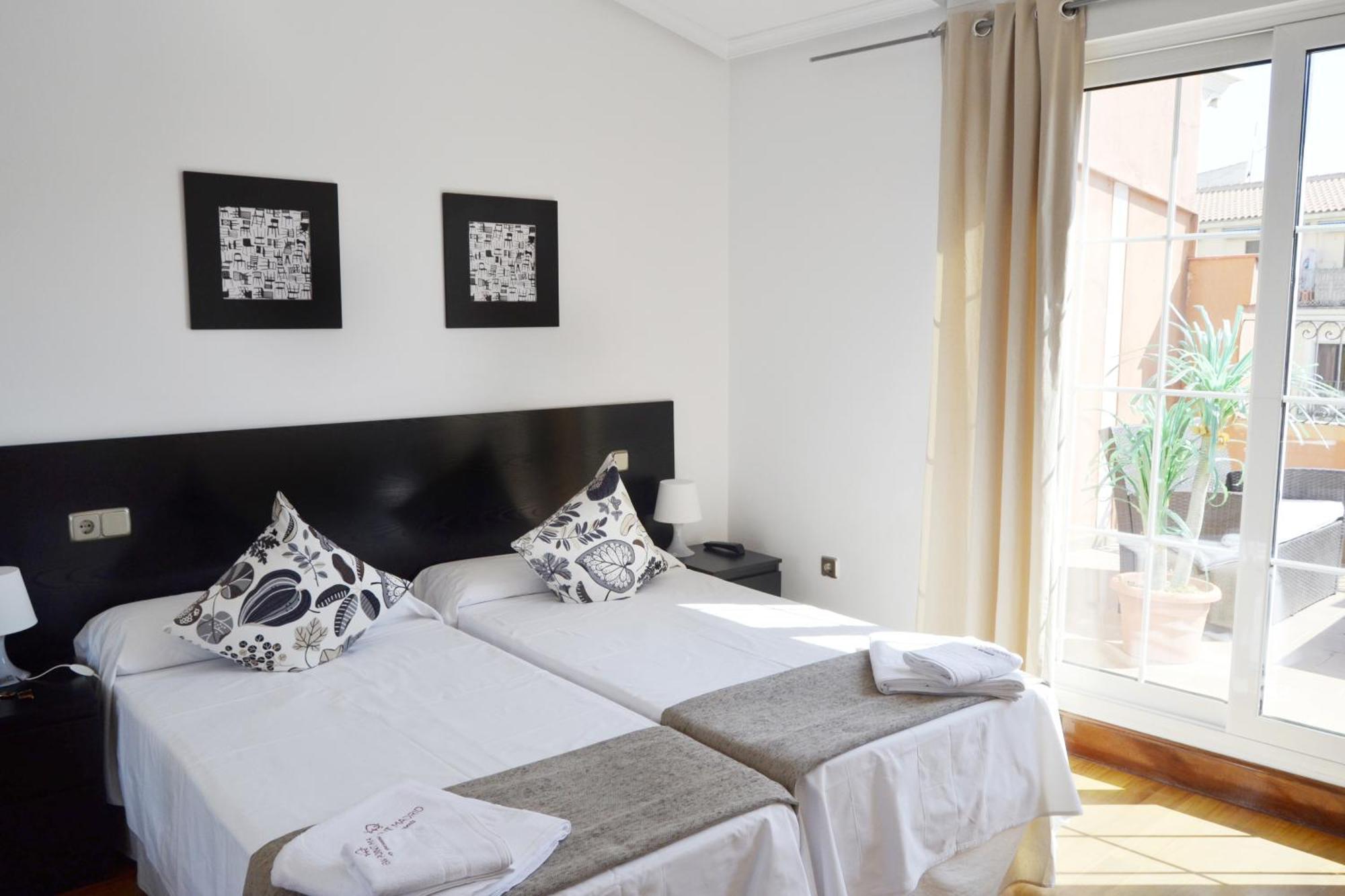 New Point Apartahotel 3*