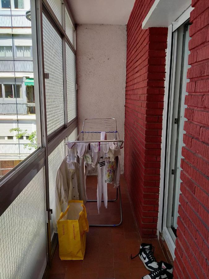 Alojamiento Disponible Para Una Persona *