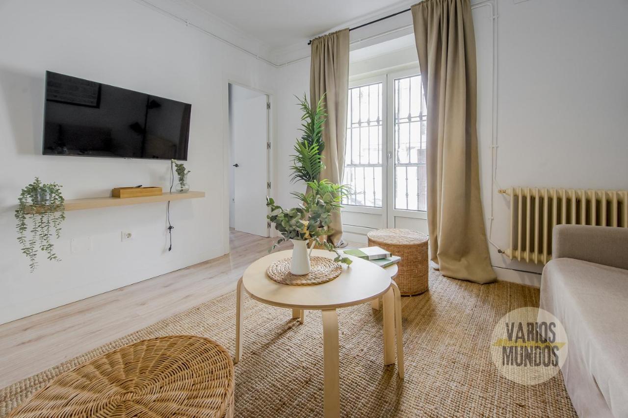 Nuevo Apt De 9p En La Cava Alta Centro De Apartamento *