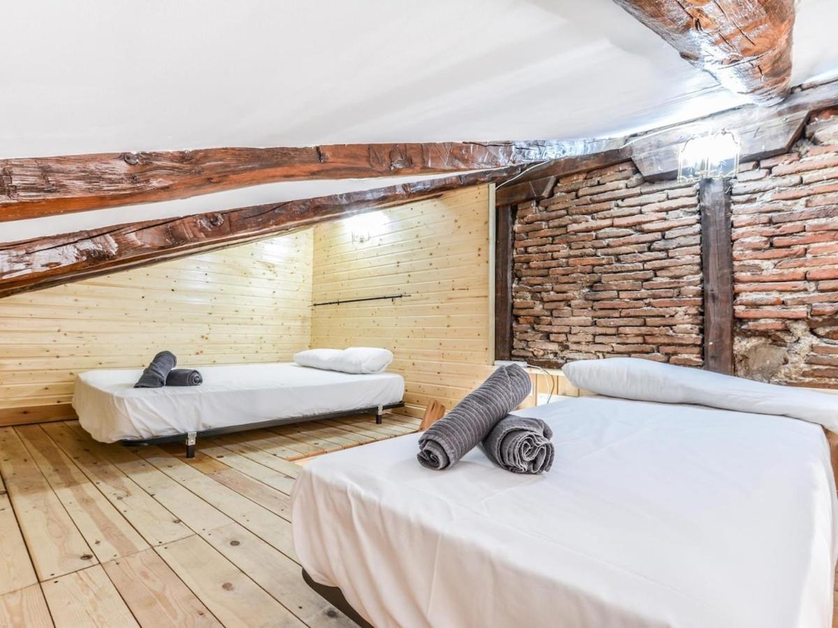 Apartamento Atico Espacioso En Malasana *