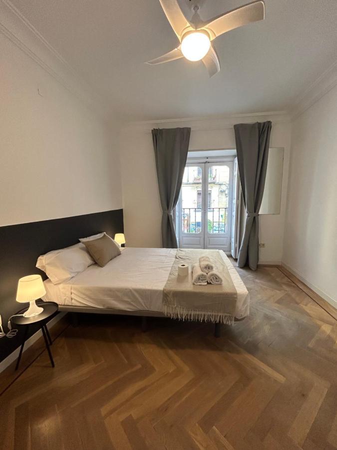 Habitación en casa particular Villa Rooms Madrid