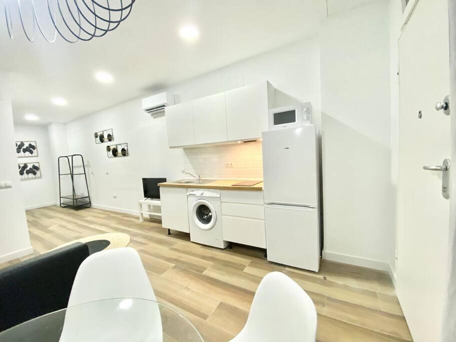 Apartment Rio Amparo Usera *