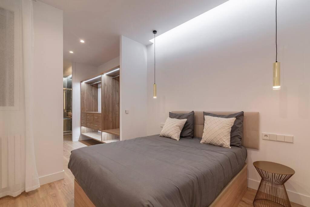 Apartamento Centro Vi Calle De La Paz 4br 4bh Madrid