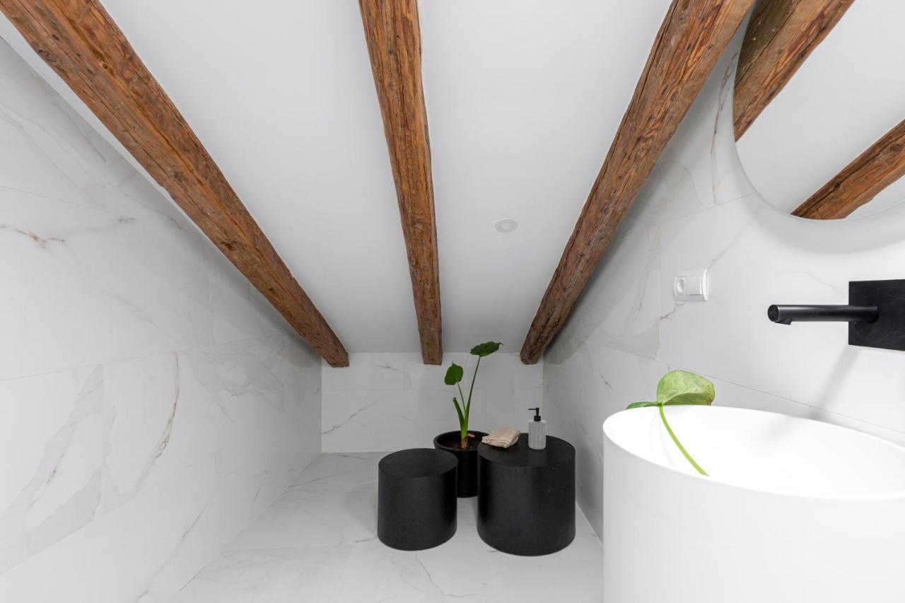Apartahotel Chueca, Behap Collection