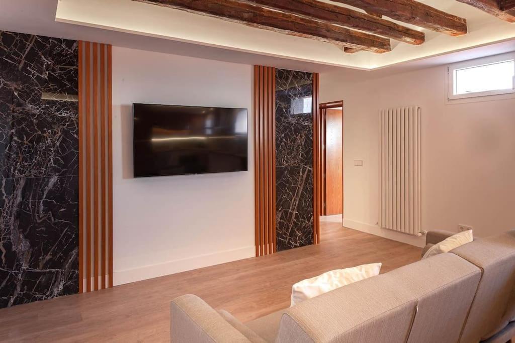 Apartamento Gran Via Iii Calle Preciados 3br 3bh