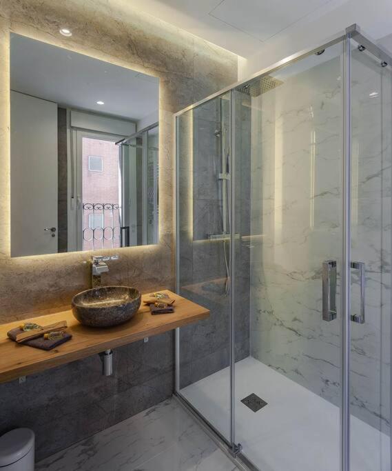 Gran Via Iii Calle Preciados 3br 3bh Apartamento Madrid