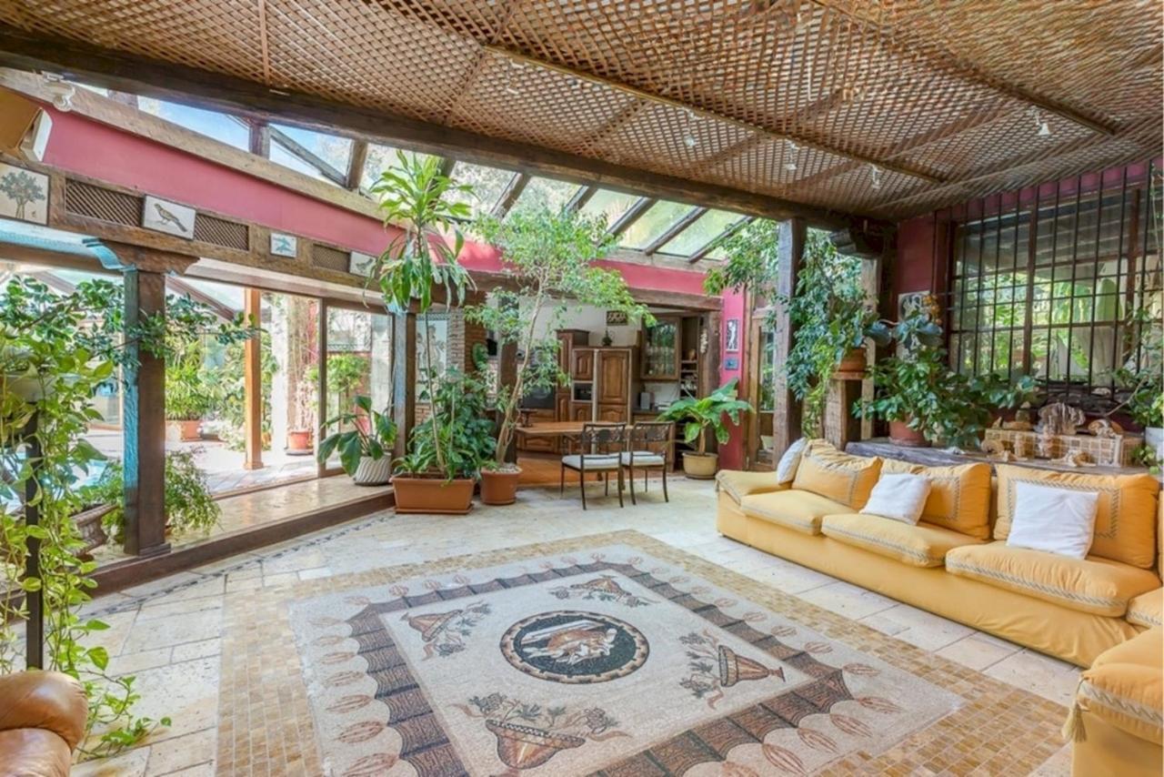 Villa 5-suite Luxury In With Indoor Pool And Oasis *