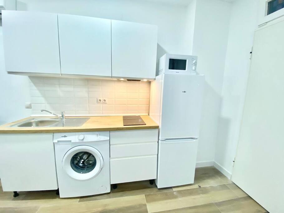 Rio Amparo Usera Apartment *