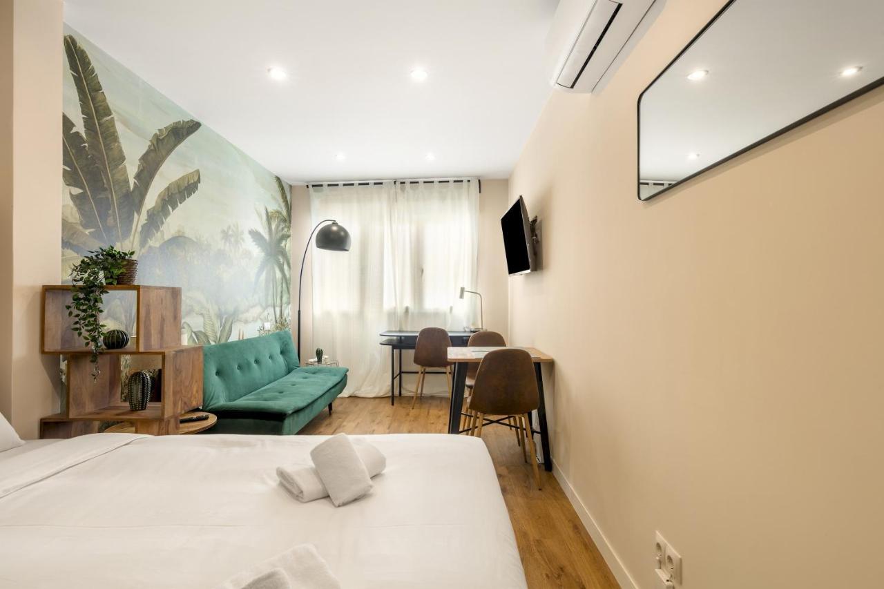 Apartment 1 Bedroom 1 Bathroom Furnished - Chueca - Modern Functional - Mintystay