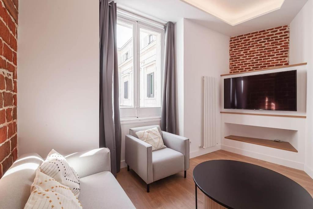 Apartamento Centro I Calle Jovellanos 1br 1bh Madrid