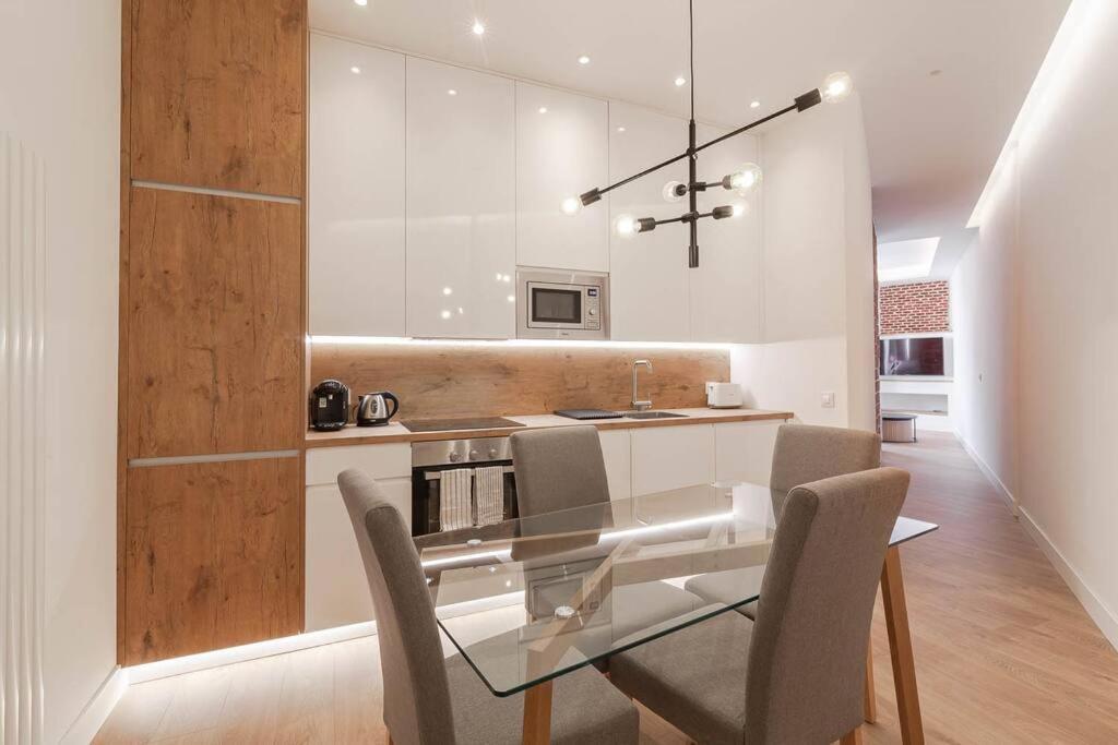 Apartamento Centro I Calle Jovellanos 1br 1bh Madrid