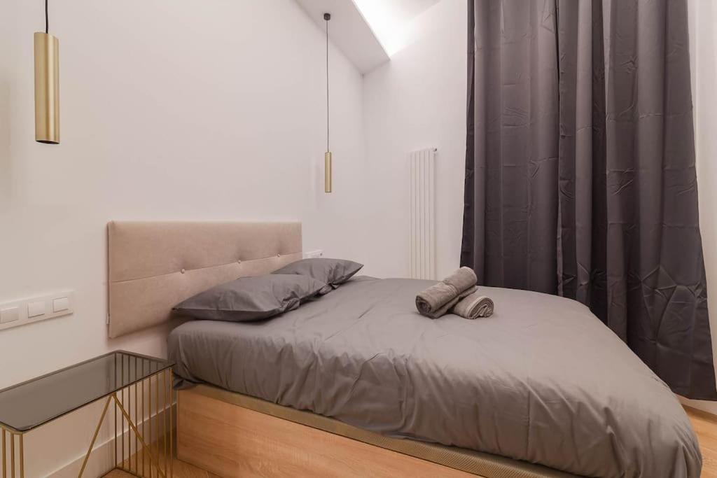 Centro I Calle Jovellanos 1br 1bh Madrid