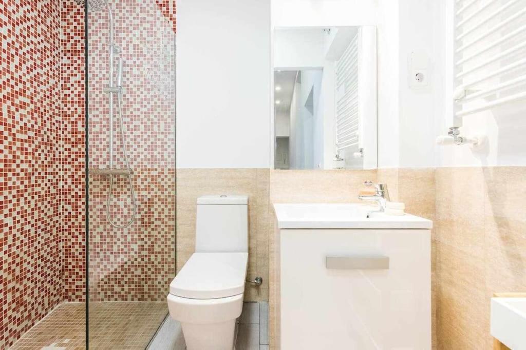 Apartment Calle Huertas Galeria By Regalatemadrid *
