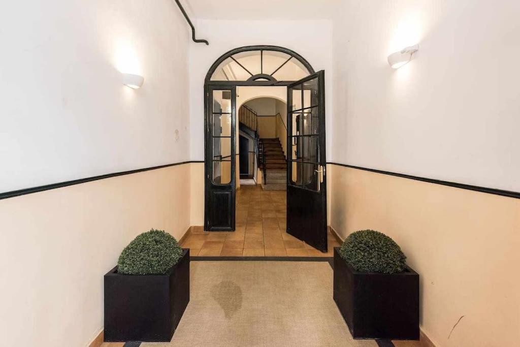 Calle Huertas Galeria By Regalatemadrid Madrid