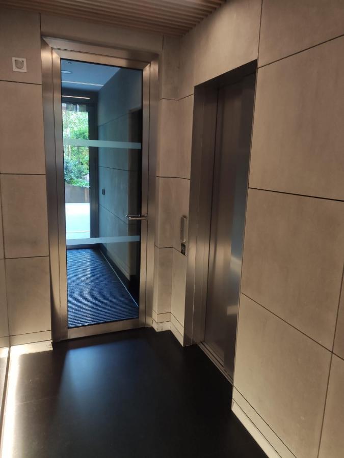 Jorge Juan Prime, By Presidence Apartment