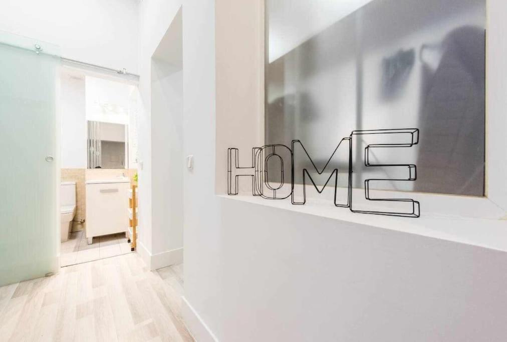 Apartment Calle Huertas Galeria By Regalatemadrid *