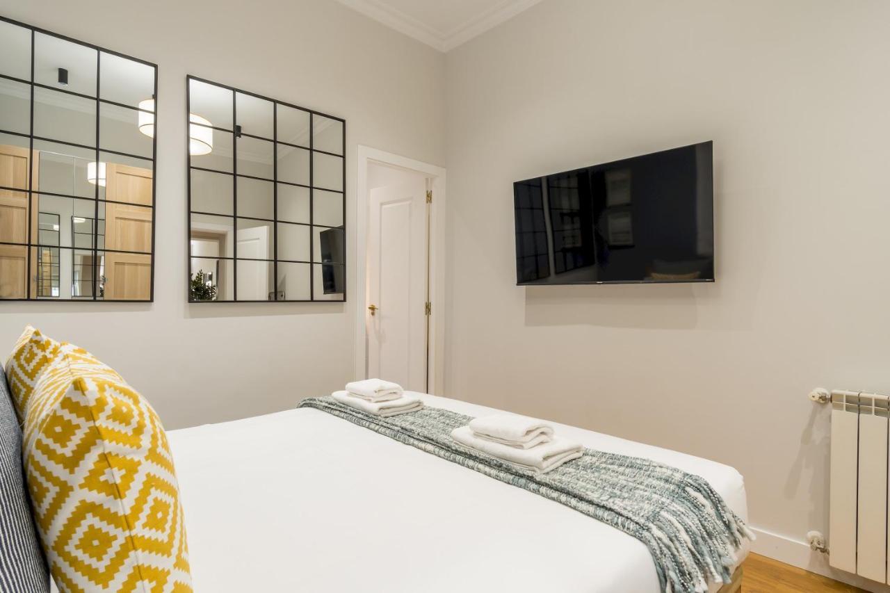 Wide And Modern -1bd 1,5 Bth- Malasana Madrid