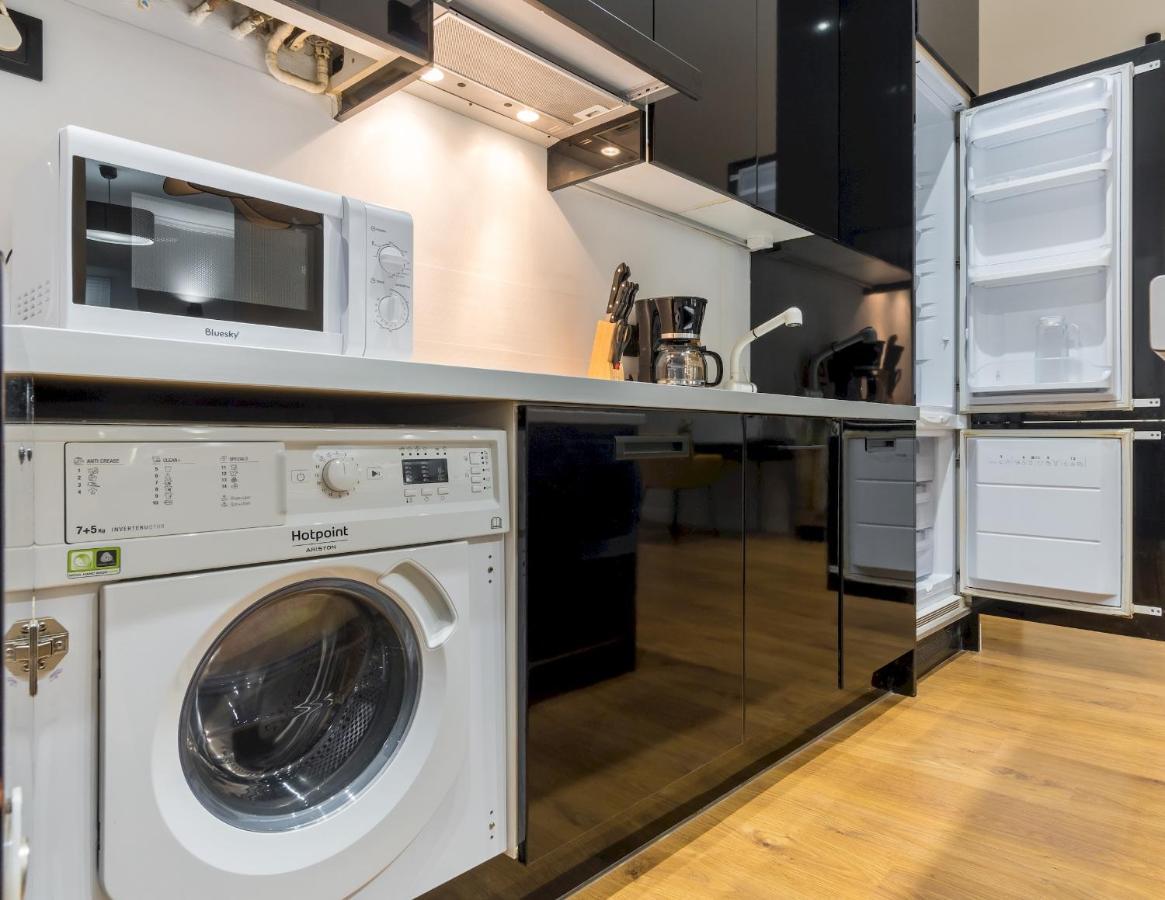 Wide And Modern -1bd 1,5 Bth- Malasana * Madrid