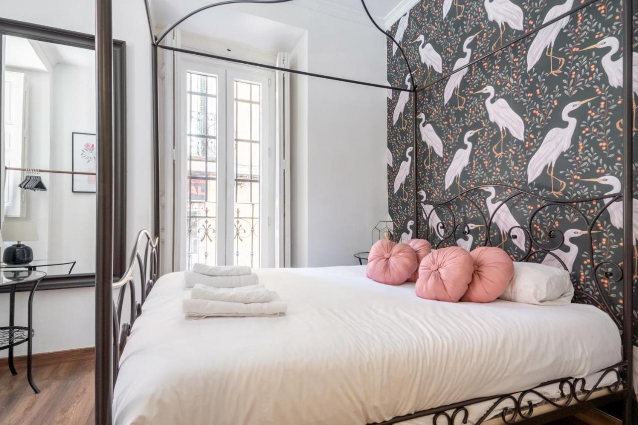 Apartamento 2 Bedrooms 2 Bathrooms Furnished - Malasana - Bright Stylish - Mintystay *