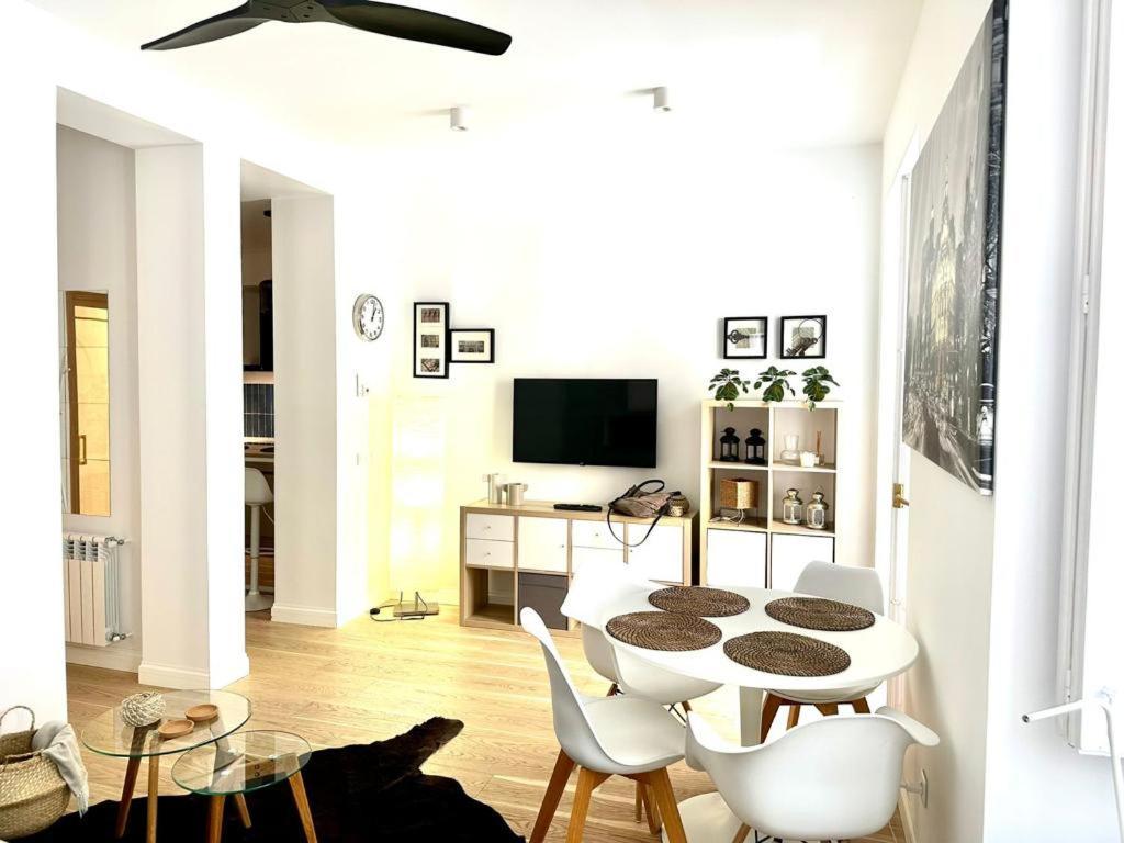 Apartamento Espectacular Piso De Diseno Al Lado De La Catedral