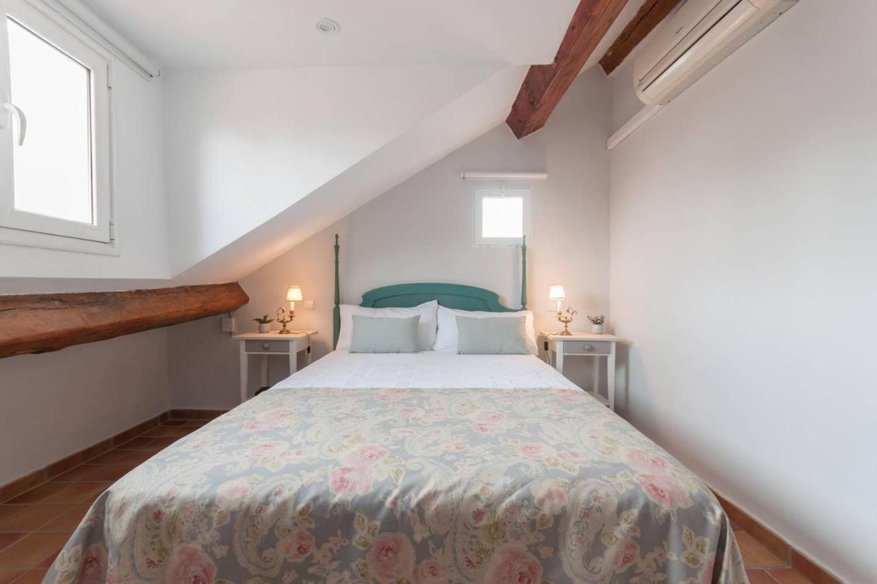 Apartamento Cozy One-bedroom Penthhouse La Latina *