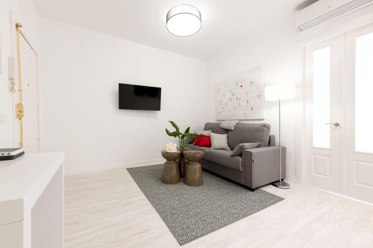 1 Bedroom 1 Bathroom- Lavapies- Minty Stay- Ave Maria Apartment Madrid