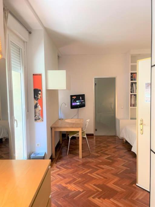 Exclusivo Y Acogedor Con Balcon En Chueca, Con Aire Acondicionado Y Calefaccion Apartamento Madrid