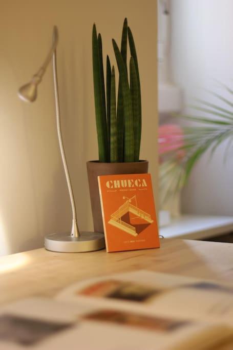 Exclusivo Y Acogedor Con Balcon En Chueca, Con Aire Acondicionado Y Calefaccion Apartamento