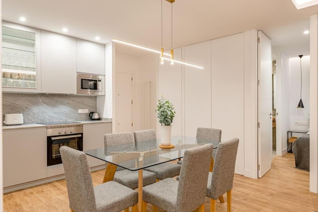Gran Via Vi Calle Jacometrezo 2br 2bh Apartamento *