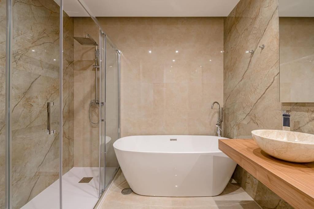 Apartamento Gran Via Vi Calle Jacometrezo 2br 2bh