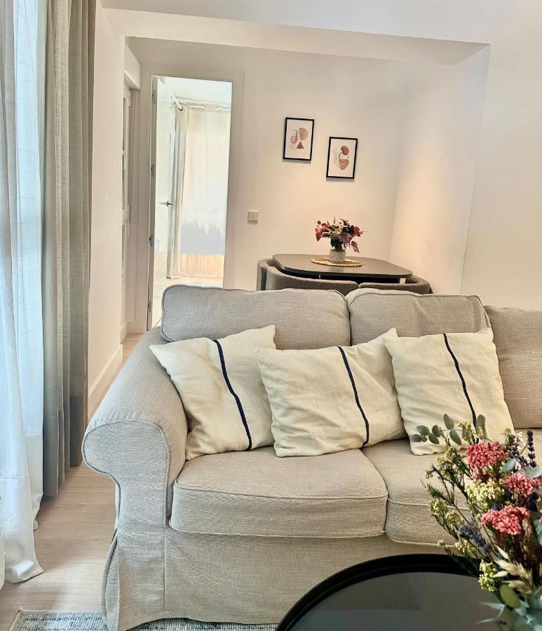 Private In A Shared Apartment, Privada En Un Apartamento Compartido En Pacifico, Habitación en casa particular *
