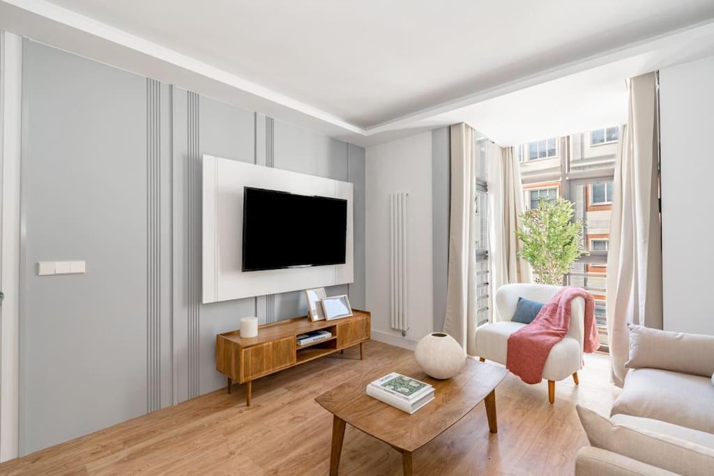 Gran Via Vi Calle Jacometrezo 2br 2bh Madrid