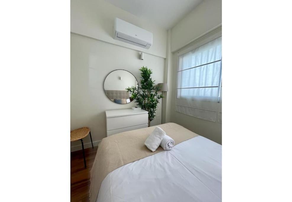 New Apt De 1hab 4 Pax En La Plaza De Chueca Madrid