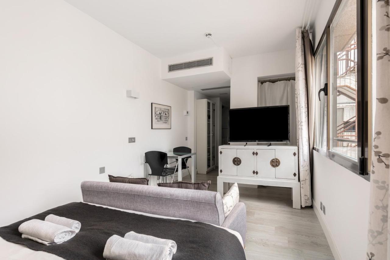 1 Bedroom 1 Bathroom Furnished - Recoletos - Modern Functional - Mintystay Madrid