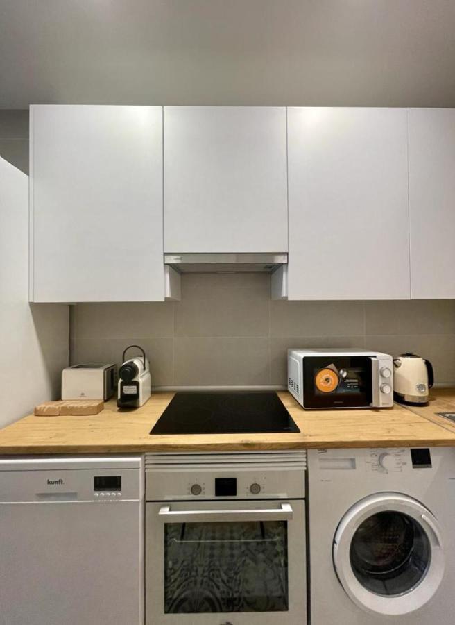 Downtown&new Apt 9pax En La Plaza De Chueca