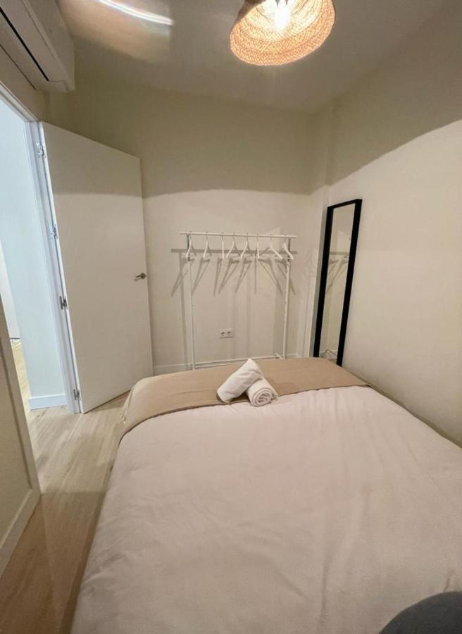 Apartment Downtown&new Apt 9pax En La Plaza De Chueca *